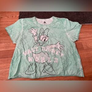 Women’s Disney daisy t-shirt